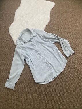 OAK + FORT Pale Blue Textured Crinkle Button-Up Top